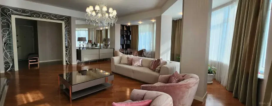 Kirayə verilir 3 otaqlı mənzil 155 m² — Bakı 3 otaq 155.00 m²