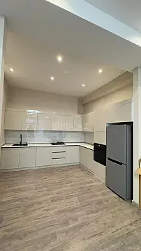 Kirayə verilir 2 otaqlı mənzil 92 m² — Bakı 2 otaq 92.00 m²