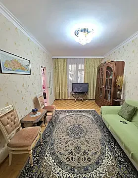 Satılır 3 otaqlı mənzil 70 m² — Bakı, Memar Əcəmi yanı 3 otaq 70.00 m²