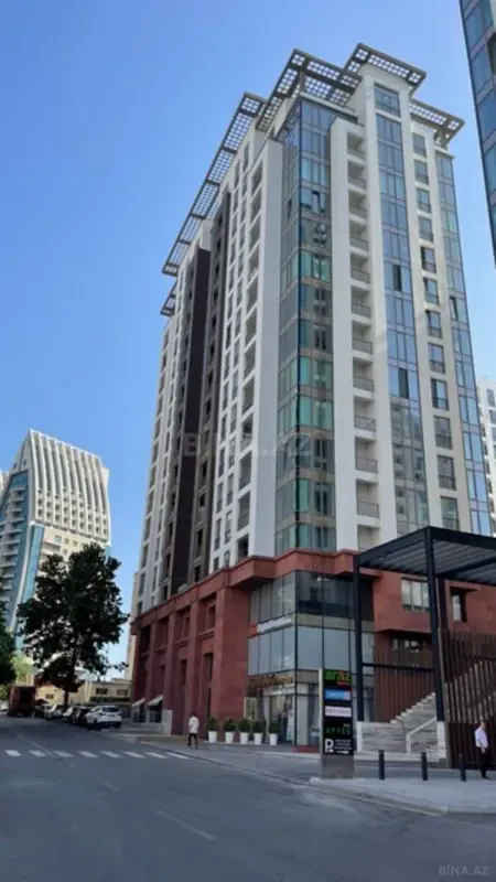 Satılır 3 otaqlı mənzil 101 m²