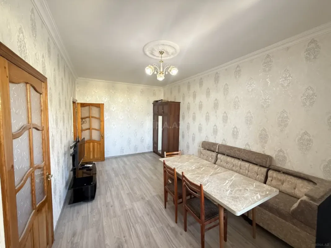 Kirayə verilir 2 otaqlı mənzil 40 m²
