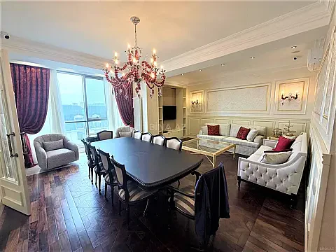 Kirayə verilir 4 otaqlı mənzil 225 m² — Bakı 4 otaq 225.00 m²