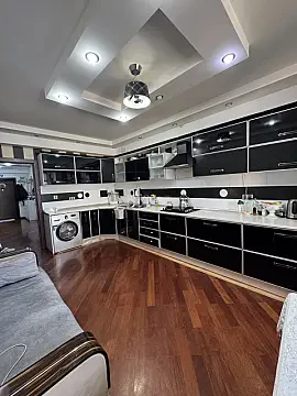 Satılır 2 otaqlı mənzil 82.4 m² — Bakı, Bakıxanov 2 otaq 82.40 m²