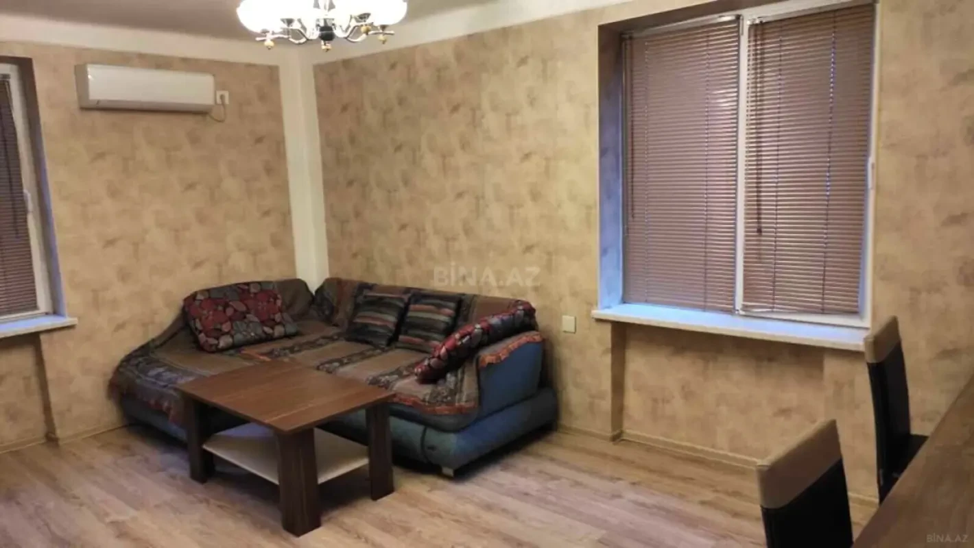 Satılır 1 otaqlı mənzil 40 m²