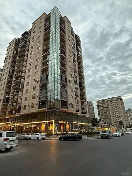Satılır 4 otaqlı mənzil 247 m² — Bakı 4 otaq 247.00 m²