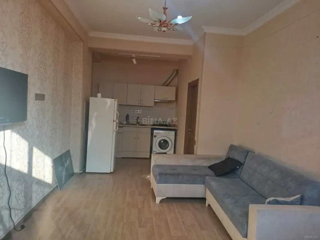 Kirayə verilir 2 otaqlı mənzil 65 m²