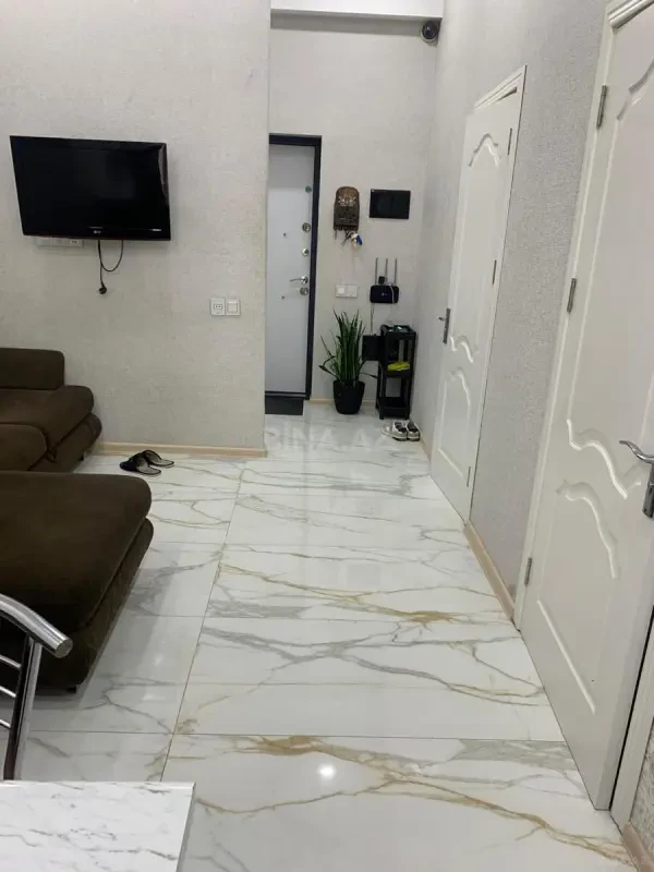 Kirayə verilir 2 otaqlı mənzil 51 m²