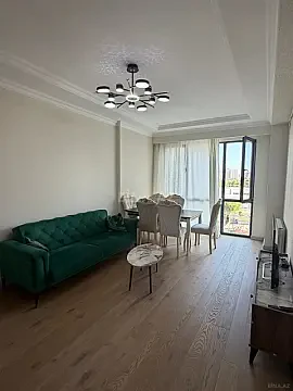Kirayə verilir 3 otaqlı mənzil 100 m² — Bakı, İnşaatçılar 3 otaq 100.00 m²