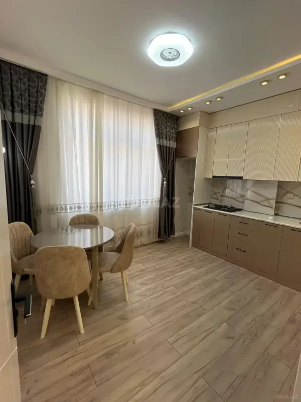 Satılır 2 otaqlı mənzil 78 m²