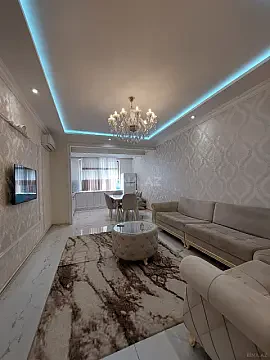 Kirayə verilir 3 otaqlı mənzil 111 m² — Bakı, İnşaatçılar 3 otaq 111.00 m²