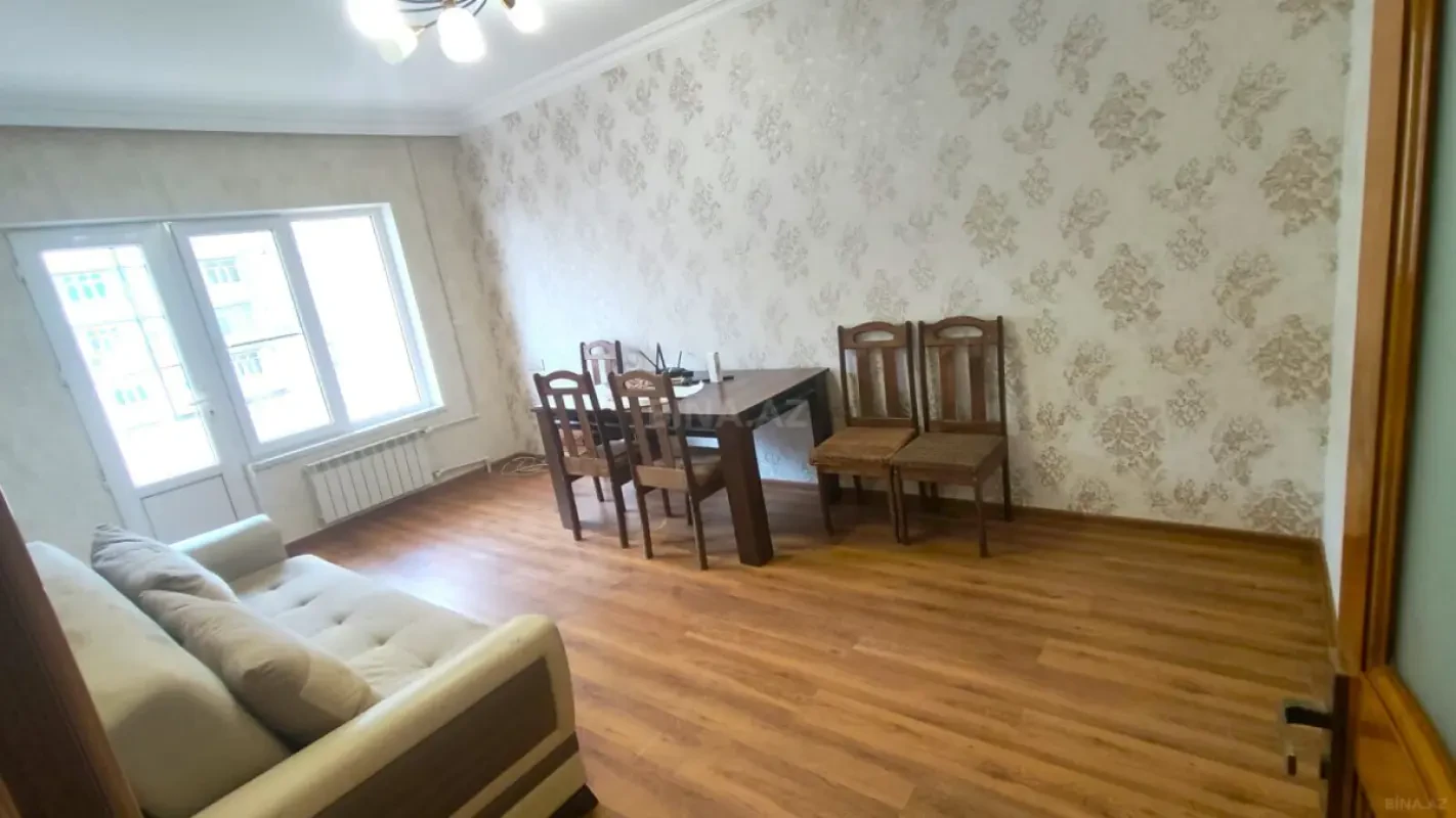 Satılır 2 otaqlı mənzil 65 m²