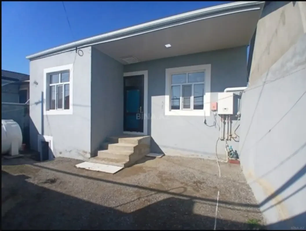 Satılır 3 otaqlı həyət evi 100 m²