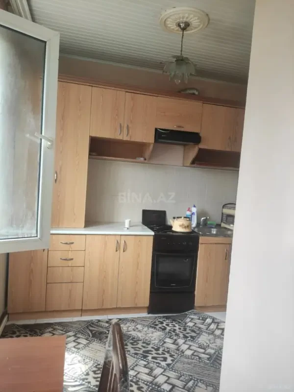 Kirayə verilir 2 otaqlı mənzil 100 m²