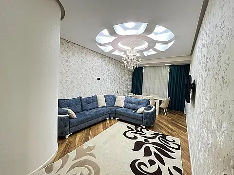 Kirayə verilir 3 otaqlı mənzil 90 m² — Bakı, 8-ci mikrorayon 3 otaq 90.00 m²