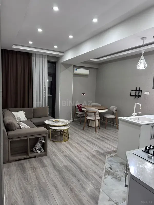 Kirayə verilir 3 otaqlı mənzil 110 m²