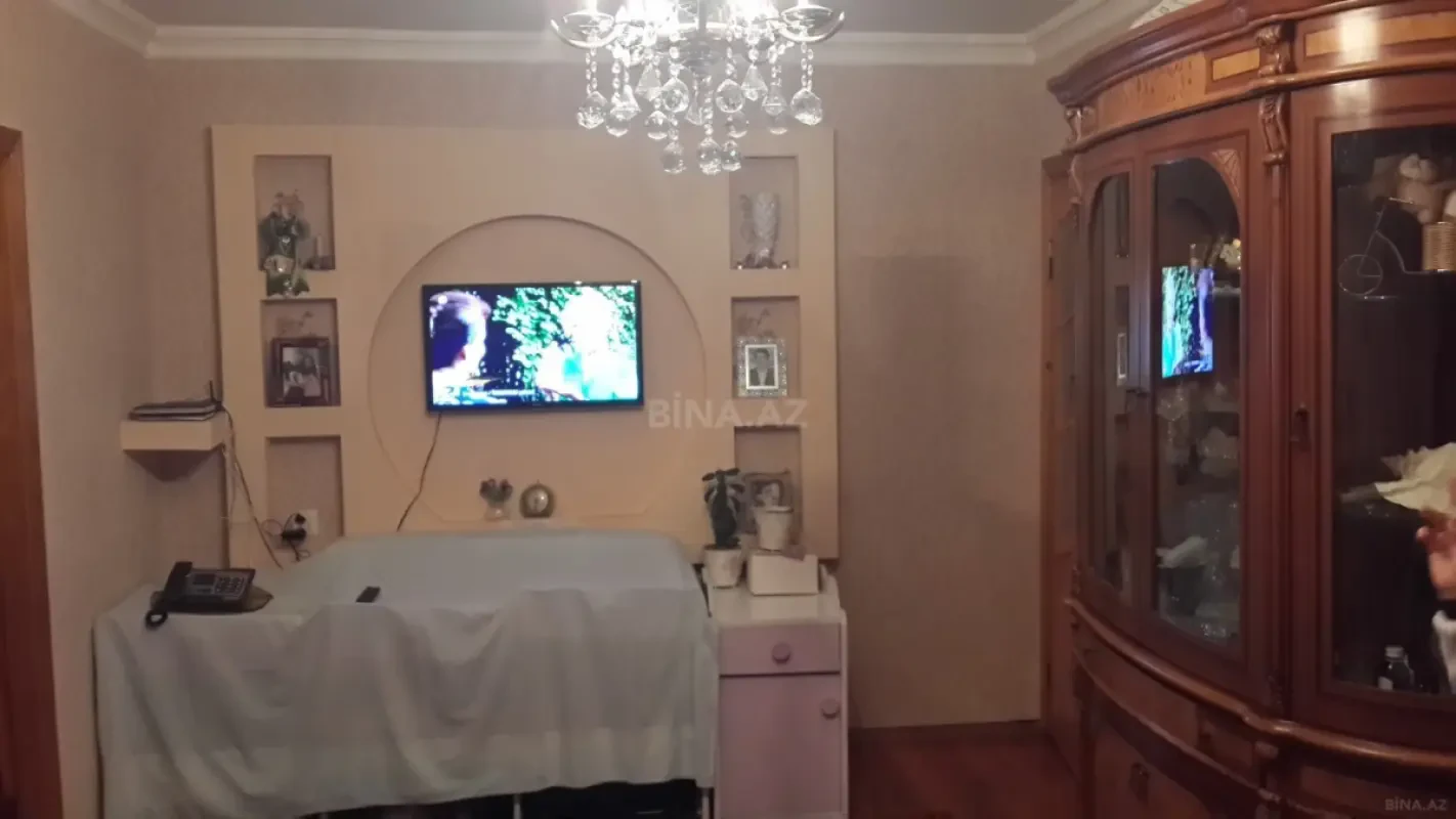 Kirayə verilir 2 otaqlı mənzil 40 m²