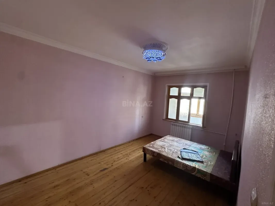 Kirayə verilir 4 otaqlı mənzil 130 m²