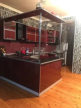Kirayə verilir 3 otaqlı mənzil 100 m² — Bakı 3 otaq 100.00 m²