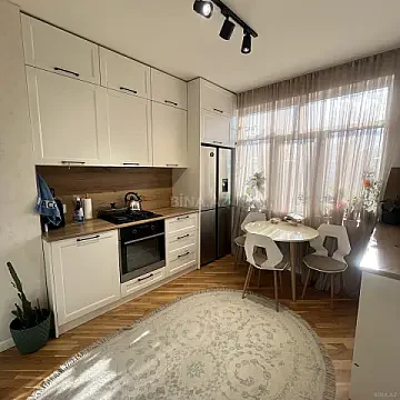 Satılır 3 otaqlı mənzil 115 m² — Bakı, İnşaatçılar 3 otaq 115.00 m²