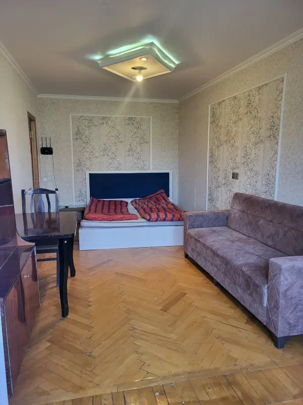 Kirayə verilir 1 otaqlı mənzil 40 m²
