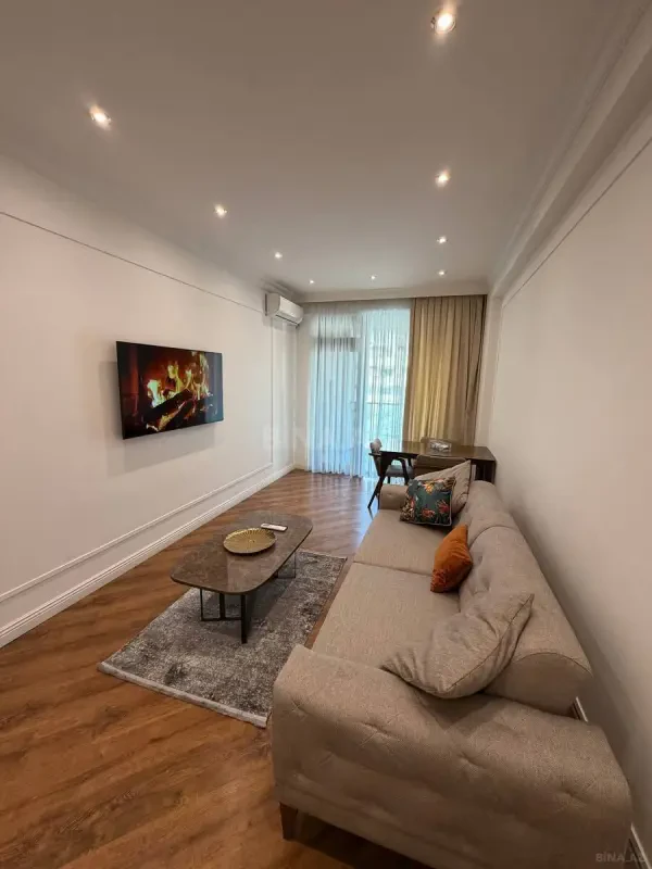 Kirayə verilir 2 otaqlı mənzil 64 m²