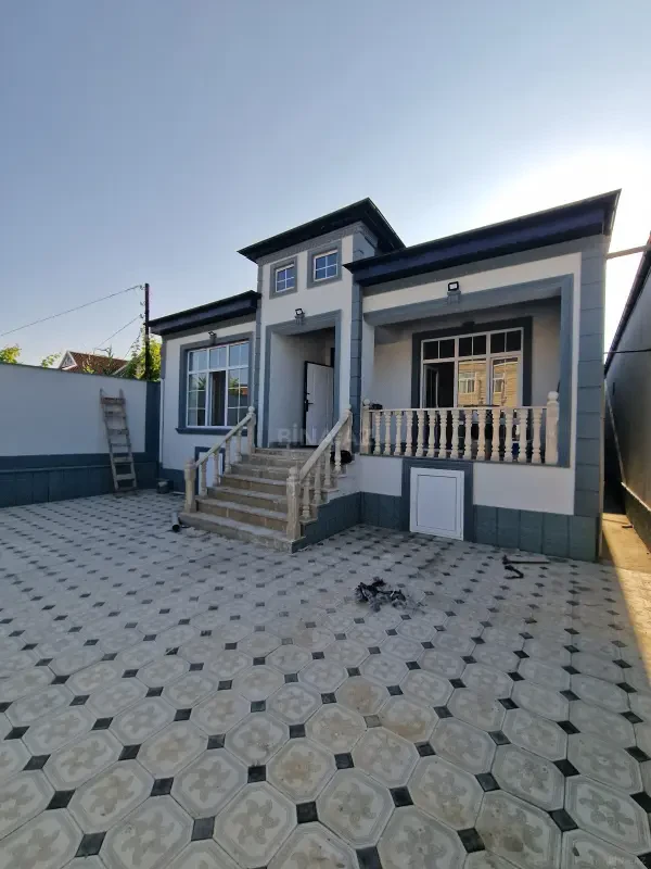 Satılır 4 otaqlı həyət evi 124 m²