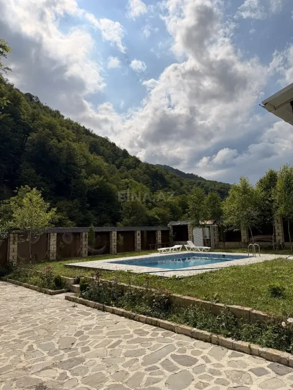 Kirayə verilir 3 otaqlı həyət evi 100 m²