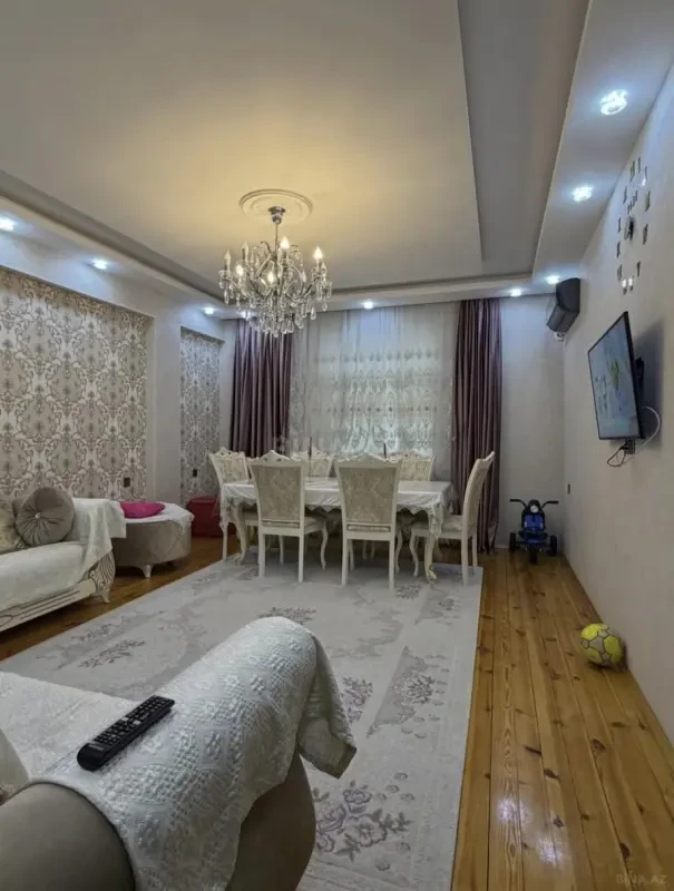 Satılır 2 otaqlı mənzil 74 m²