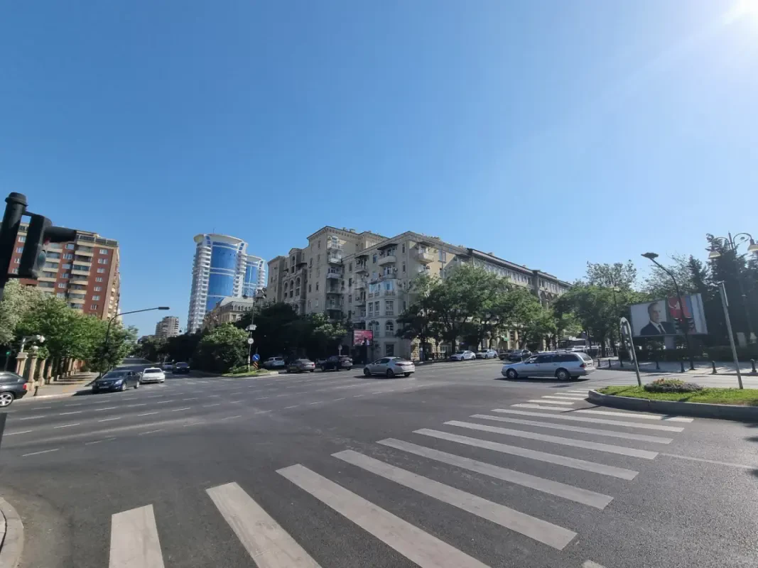 Satılır 3 otaqlı mənzil 100 m²