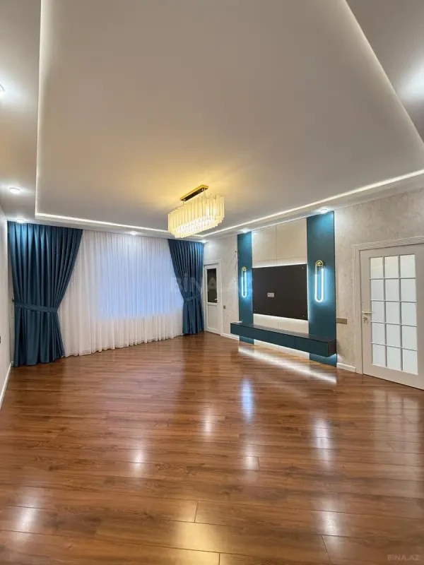 Satılır 2 otaqlı mənzil 84 m²