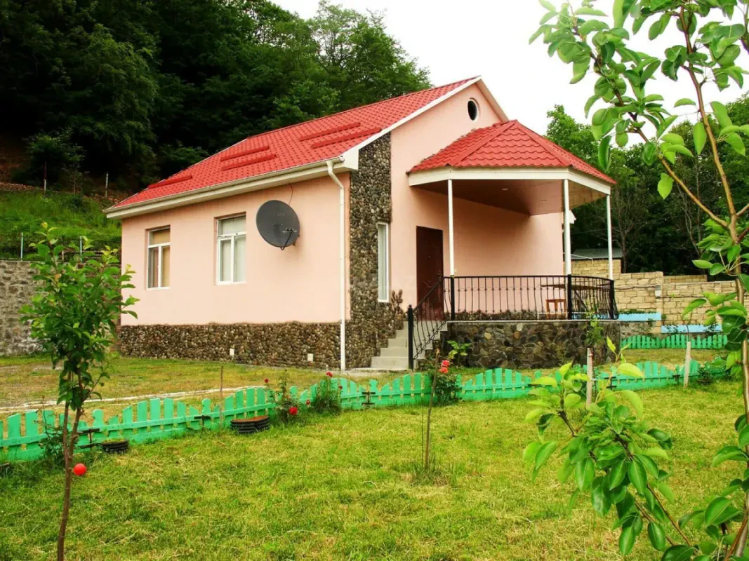 Kirayə verilir 3 otaqlı həyət evi 55 m²