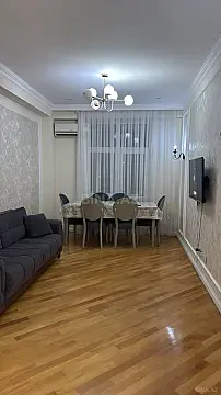 Kirayə verilir 2 otaqlı mənzil 75 m² — Bakı 2 otaq 75.00 m²