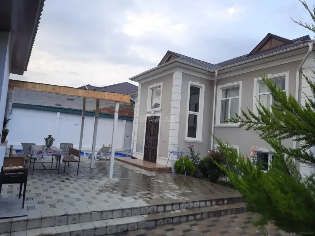 Kirayə verilir 4 otaqlı həyət evi 120 m²