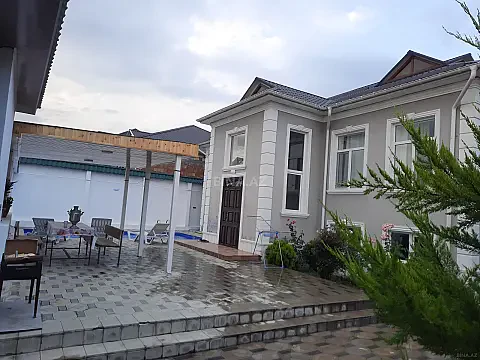 Kirayə verilir 4 otaqlı həyət evi 120 m² — Qəbələ 4 otaq 120.00 m²