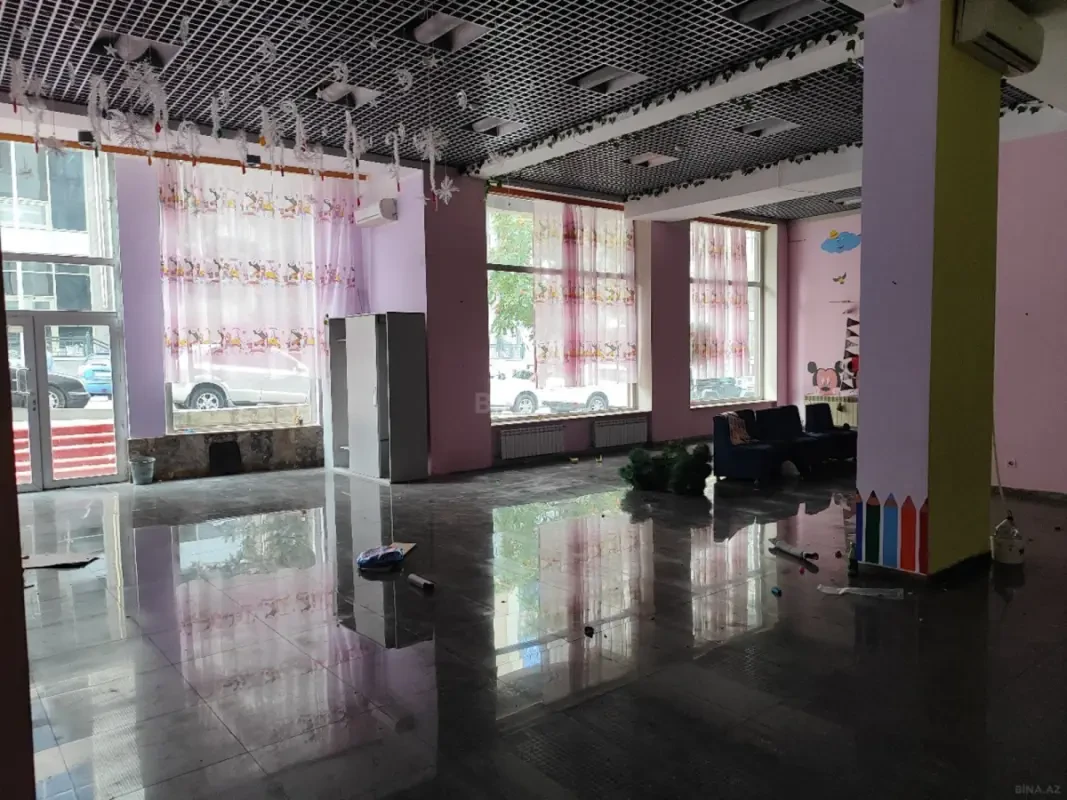 Kirayə verilir obyekt 650 m²