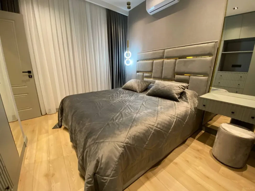 Kirayə verilir 3 otaqlı mənzil 115 m²