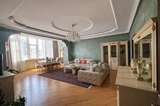 Satılır 4 otaqlı mənzil 148 m² — Bakı, Nəsimi 4 otaq 148.00 m²
