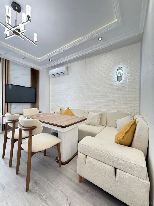 Kirayə verilir 2 otaqlı mənzil 57 m²