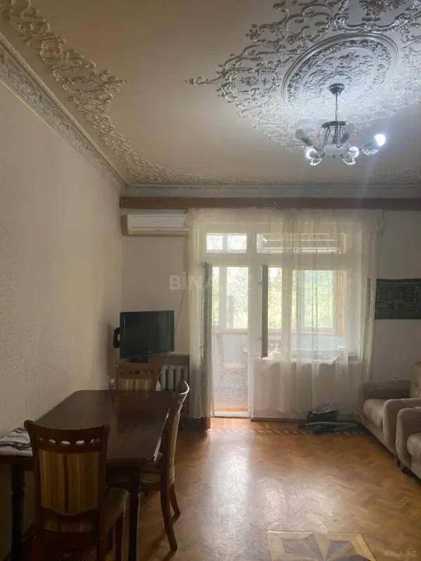 Kirayə verilir 3 otaqlı mənzil 90 m²