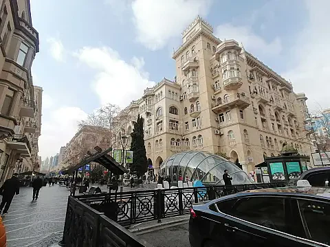 Kirayə verilir 3 otaqlı mənzil 78 m² — Bakı, Sahil qəs. 3 otaq 78.00 m²