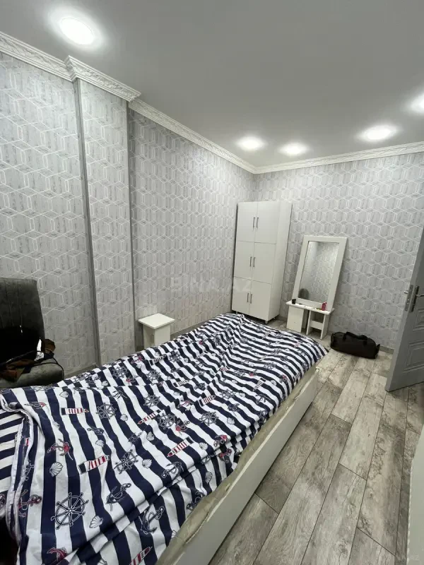 Kirayə verilir 2 otaqlı mənzil 60 m²