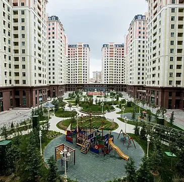 Satılır 4 otaqlı mənzil 173 m² — Bakı 4 otaq 173.00 m²