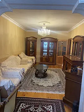Satılır 3 otaqlı mənzil 70 m² — Bakı, Həzi Aslanov qəs. 3 otaq 70.00 m²