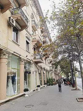 Satılır 3 otaqlı mənzil 70 m² — Bakı, Nizami 3 otaq 70.00 m²