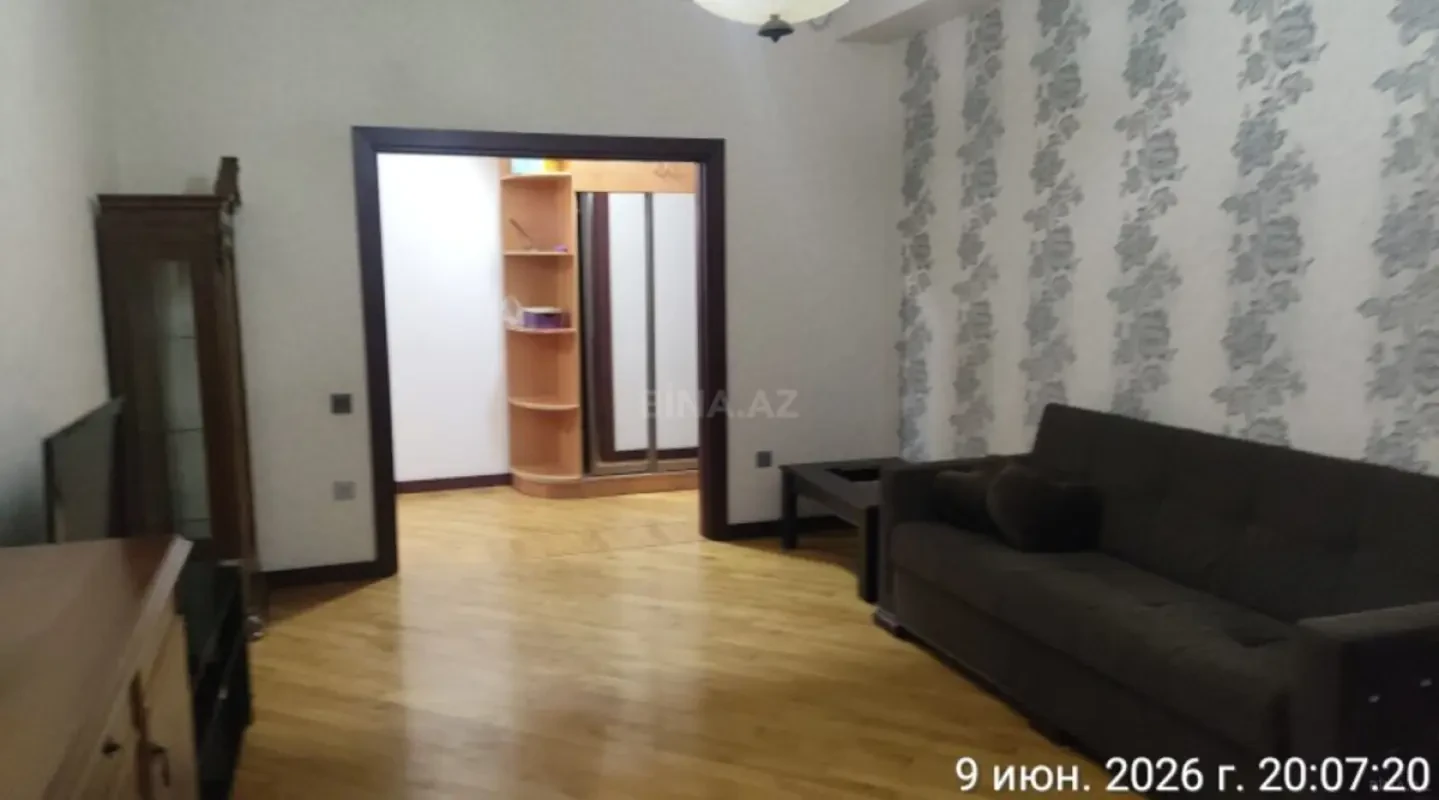 Kirayə verilir 3 otaqlı mənzil 103 m²