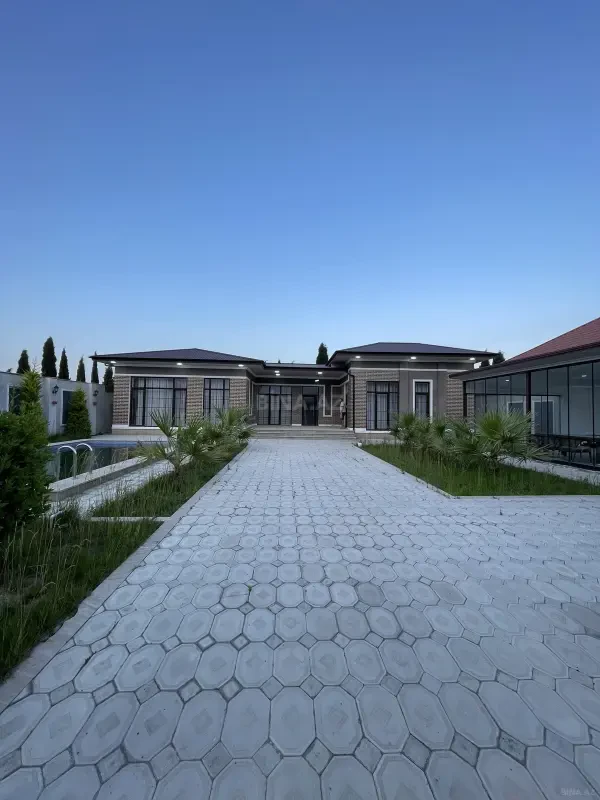 Kirayə verilir 5 otaqlı həyət evi 350 m²