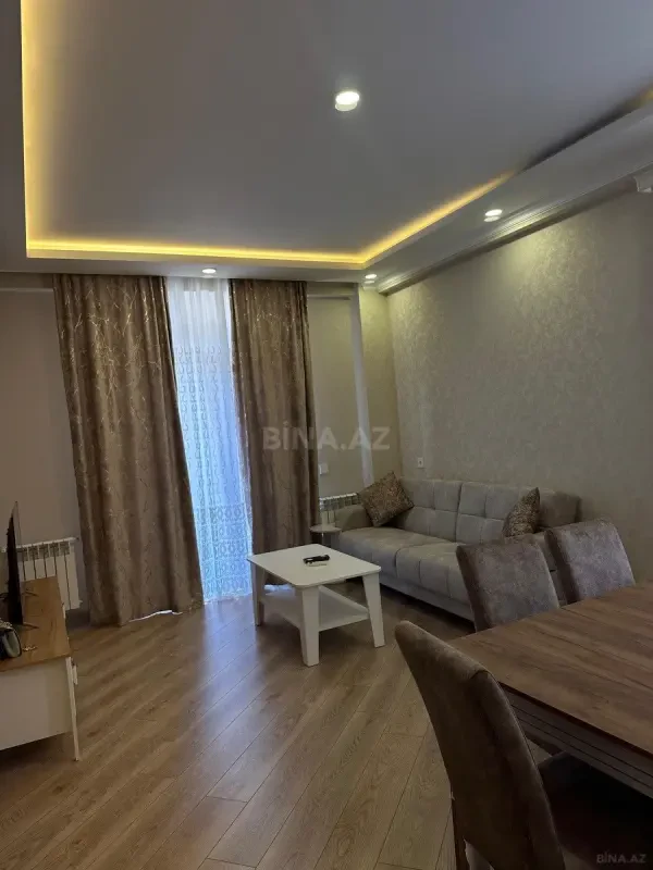 Kirayə verilir 3 otaqlı mənzil 119 m²