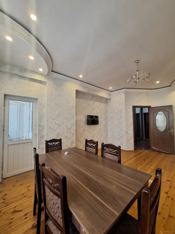 Kirayə verilir 2 otaqlı mənzil 55 m²