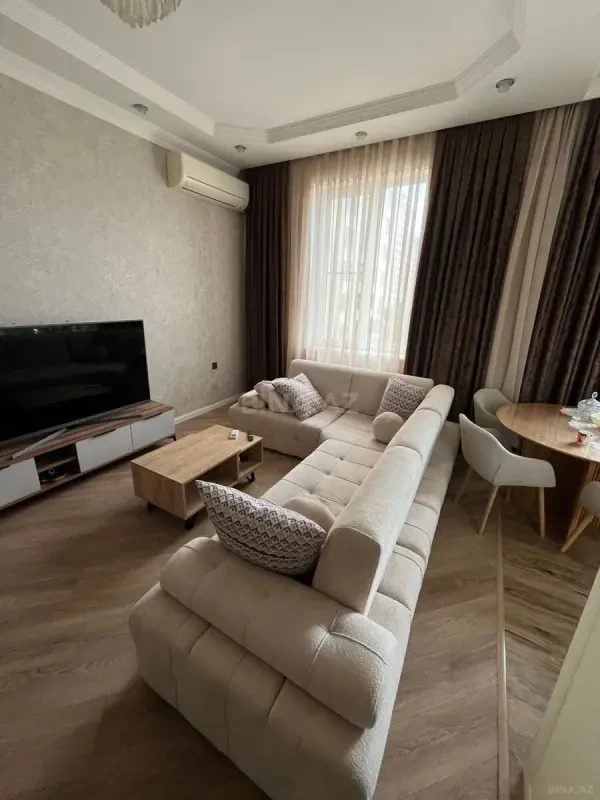 Kirayə verilir 3 otaqlı mənzil 100 m²