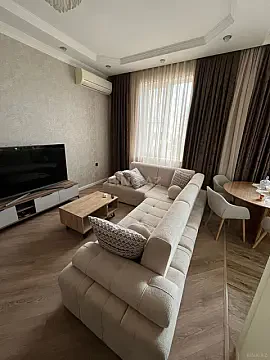 Kirayə verilir 3 otaqlı mənzil 100 m² — Bakı, Nərimanov 3 otaq 100.00 m²